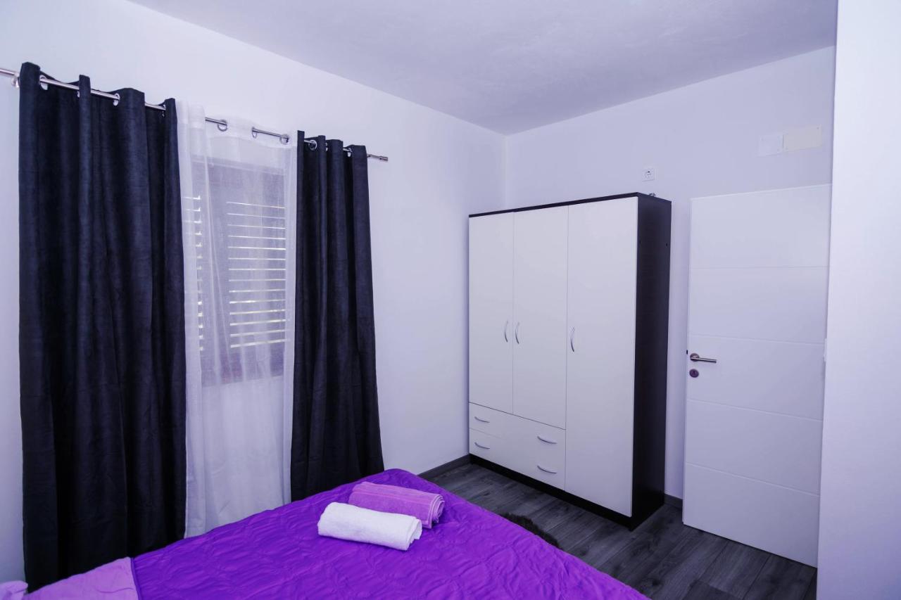 Apartments Samac شيبينيك المظهر الخارجي الصورة
